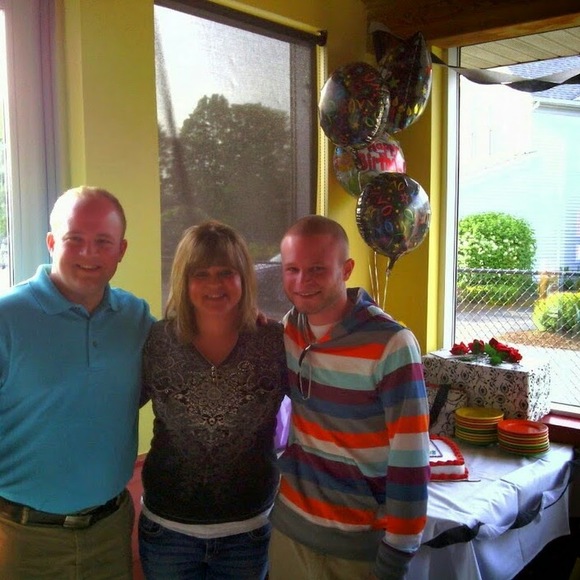 Meet your Posher, Debbie - Picture 1 of 1